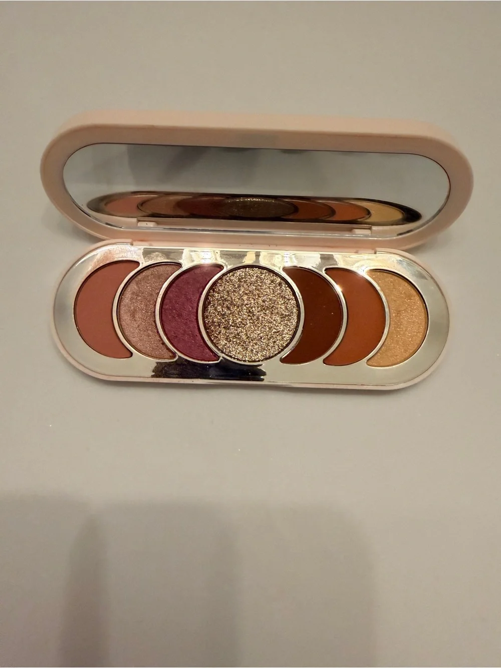 Rare Beauty Warm Pink & Gold Eyeshadow Palette